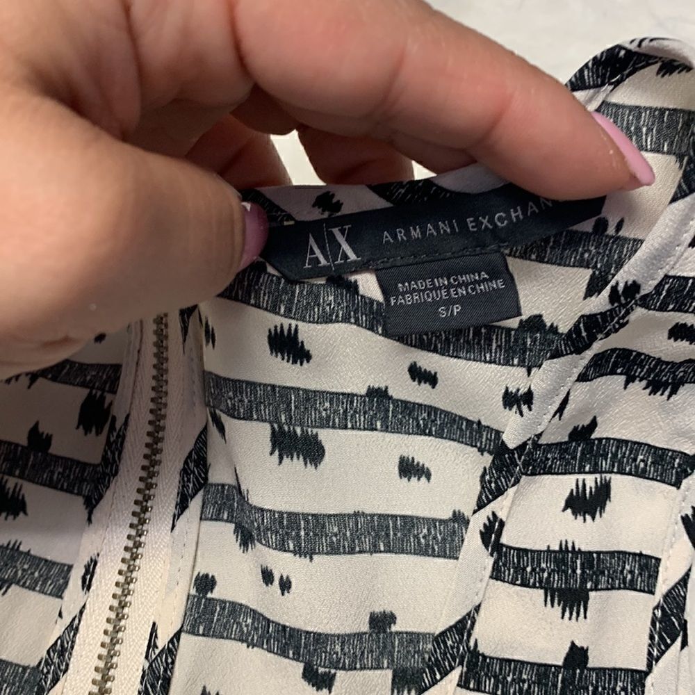 Armani Exchange Top size Small - Picture 2 of 2